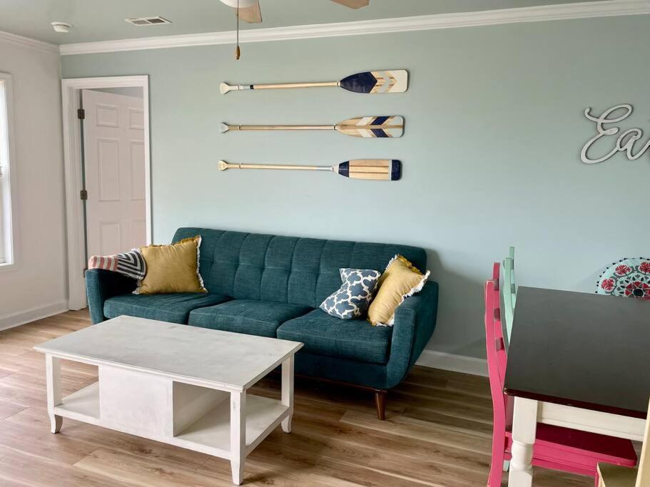 3 Bedroom Condo, Ocean Views & Short Walk To Beach! Oak Island Buitenkant foto