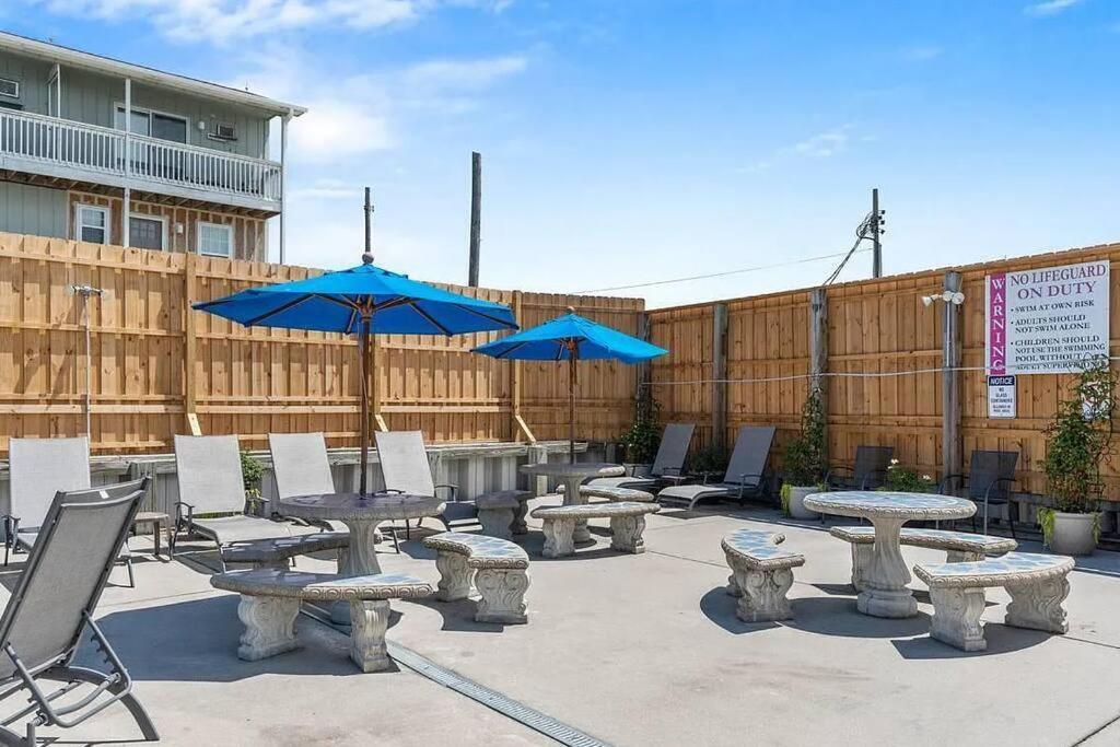 3 Bedroom Condo, Ocean Views & Short Walk To Beach! Oak Island Buitenkant foto