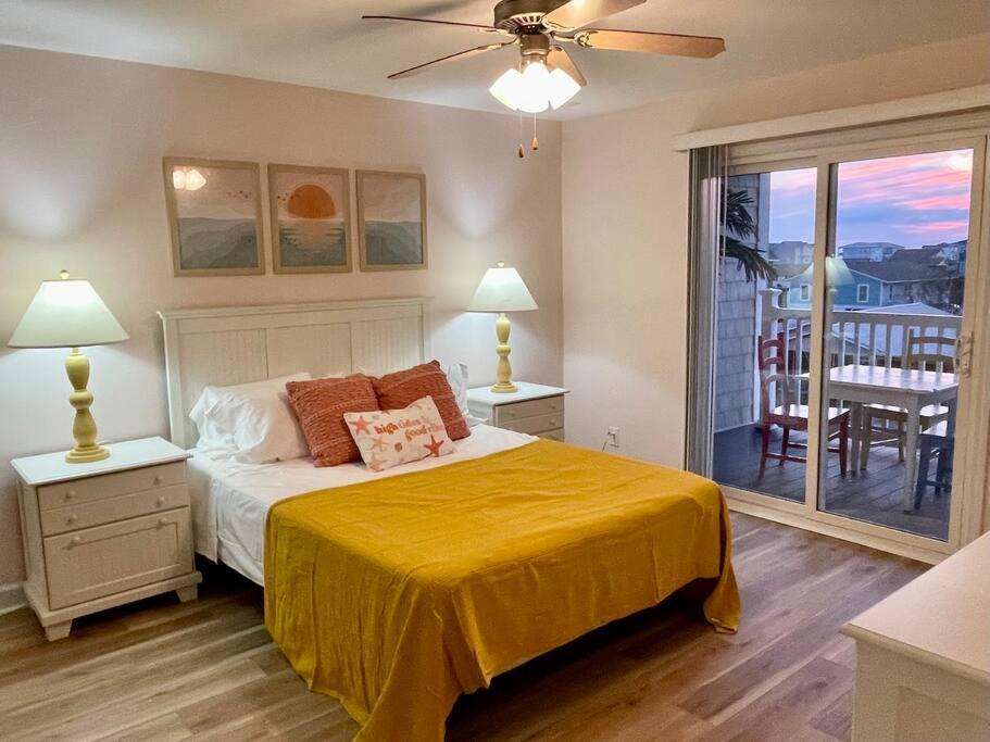 3 Bedroom Condo, Ocean Views & Short Walk To Beach! Oak Island Buitenkant foto